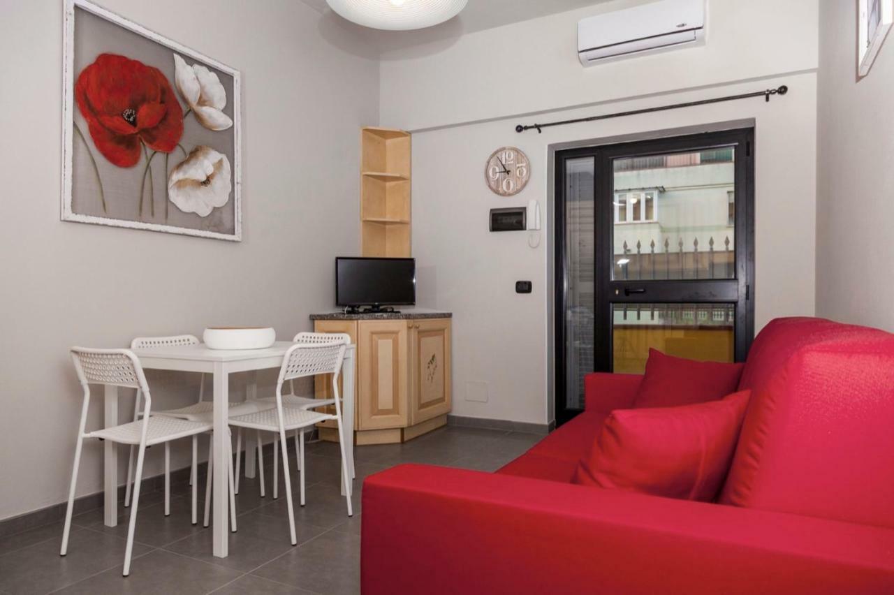 Riviera Hub Hotell Cisano sul Neva Exteriör bild